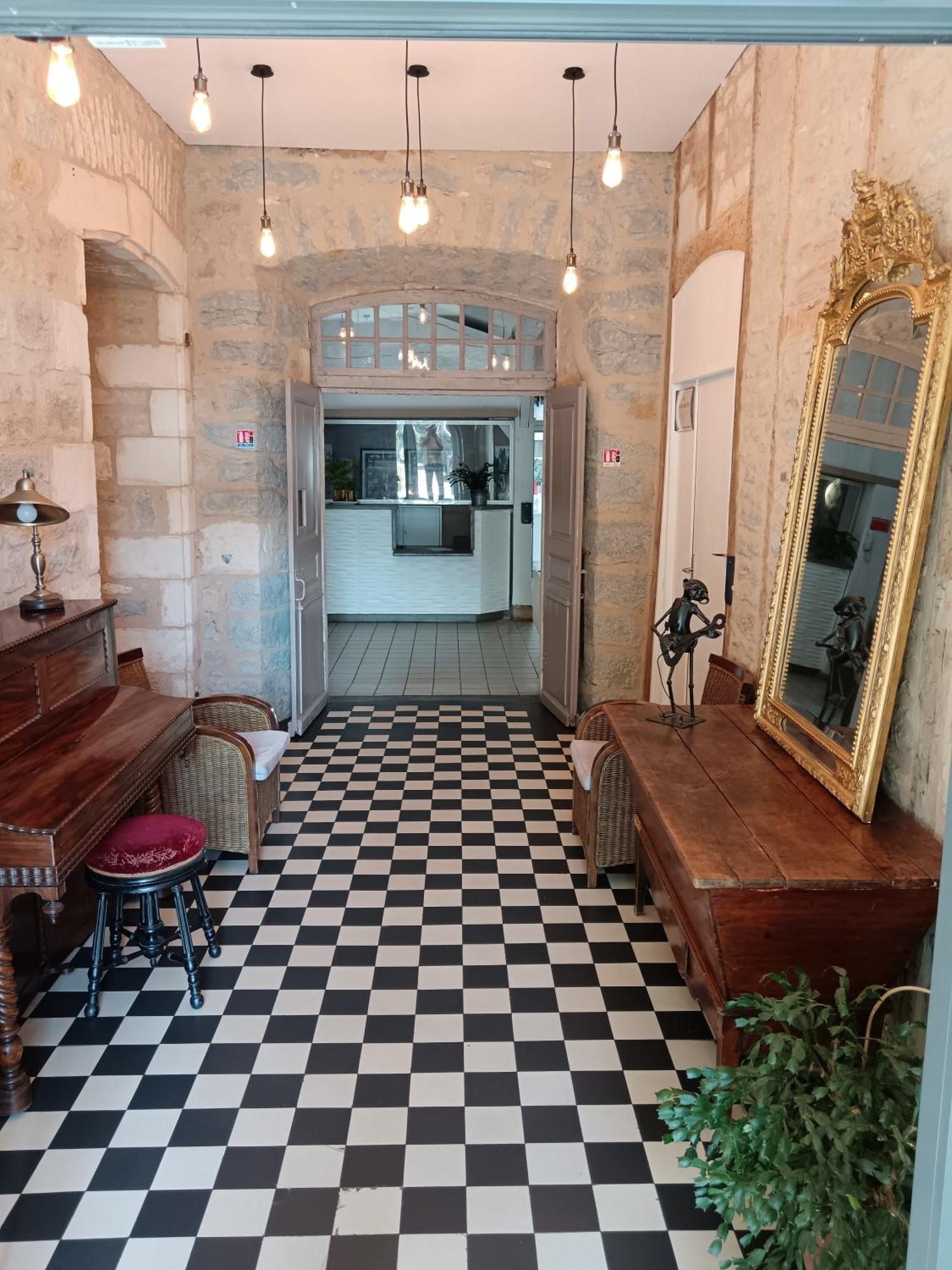 Hotel Du Chateau Alvignac Εξωτερικό φωτογραφία